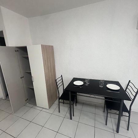 Studio Tapisvert St Charles Canebiere Vieux Port Marseille Bagian luar foto